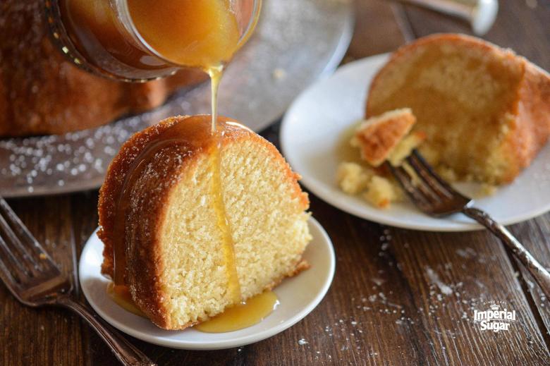 Almond Amaretto Poundcake