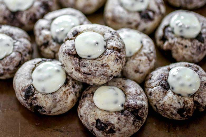 Cookies And Cream Blossoms