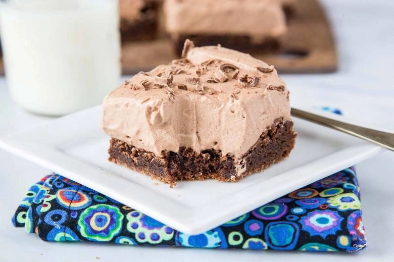Moonies (Chocolate Mousse Brownies)