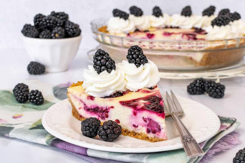 Blackberry Cheesecake Pie